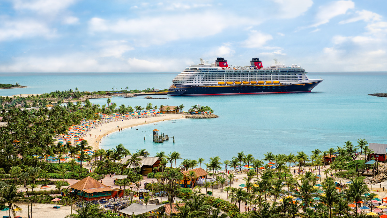 Job on cruise work for Disney Cruise Line and travel the world